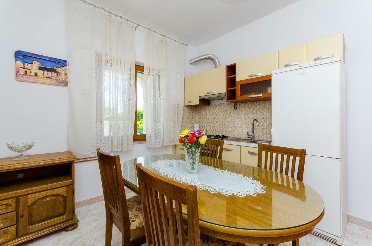 Apartman Ivan Traù Esterno foto